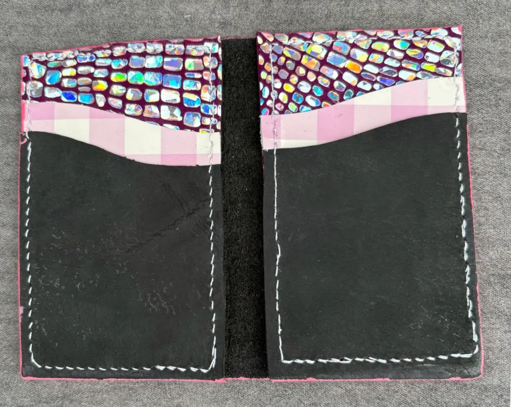 Black Vertical Bifold, photo 6 of 8