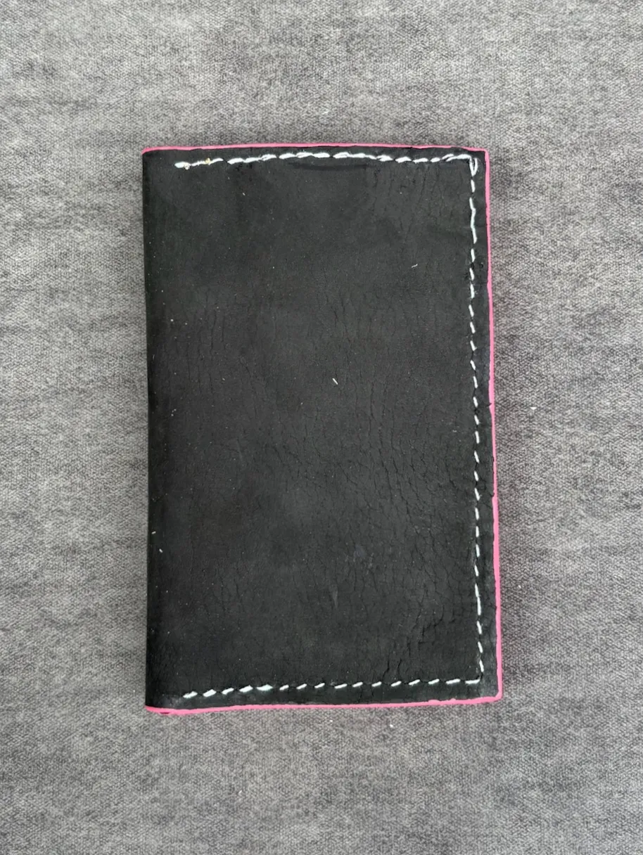 Black Vertical Bifold, photo 1 of 8