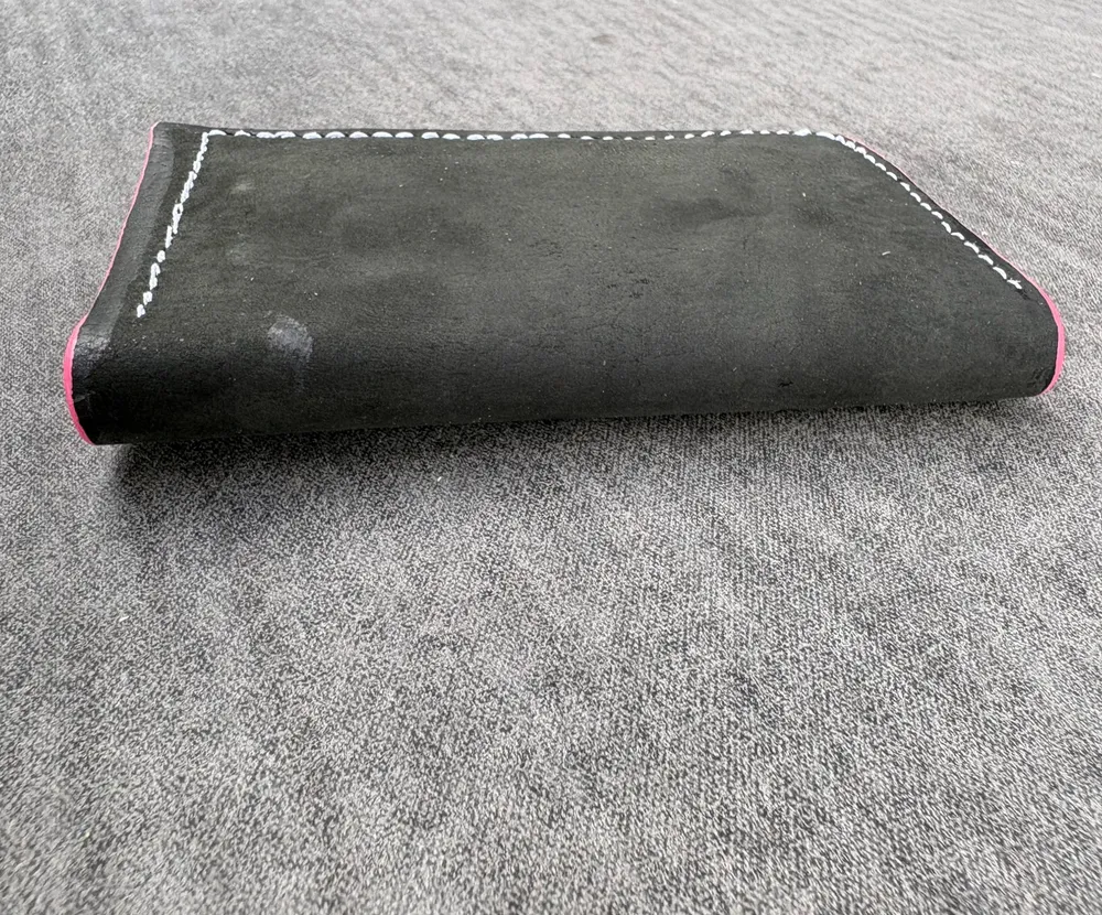 Black Vertical Bifold, photo 5 of 8