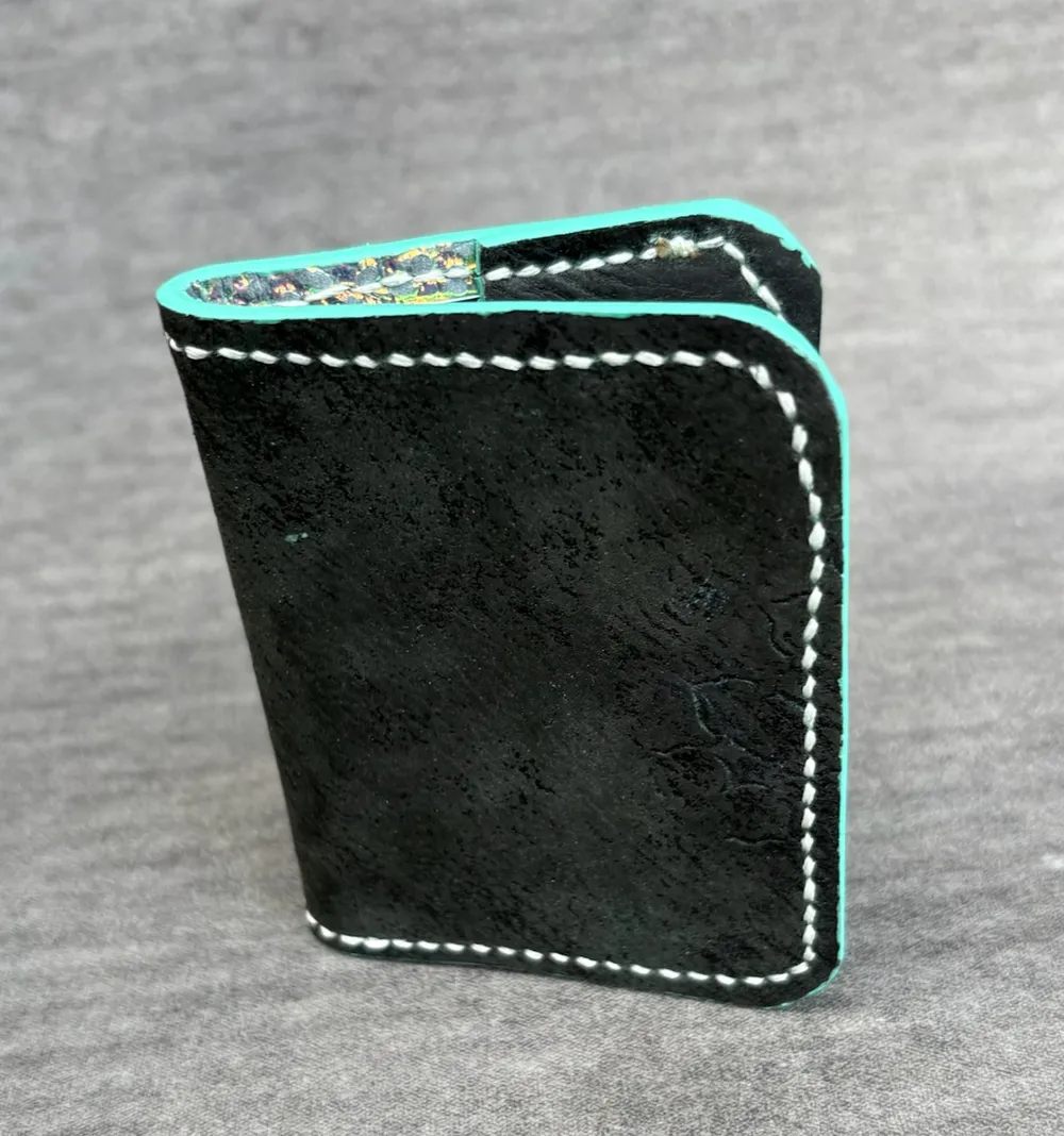 Black with Iridescent Lining, photo 6 of 7