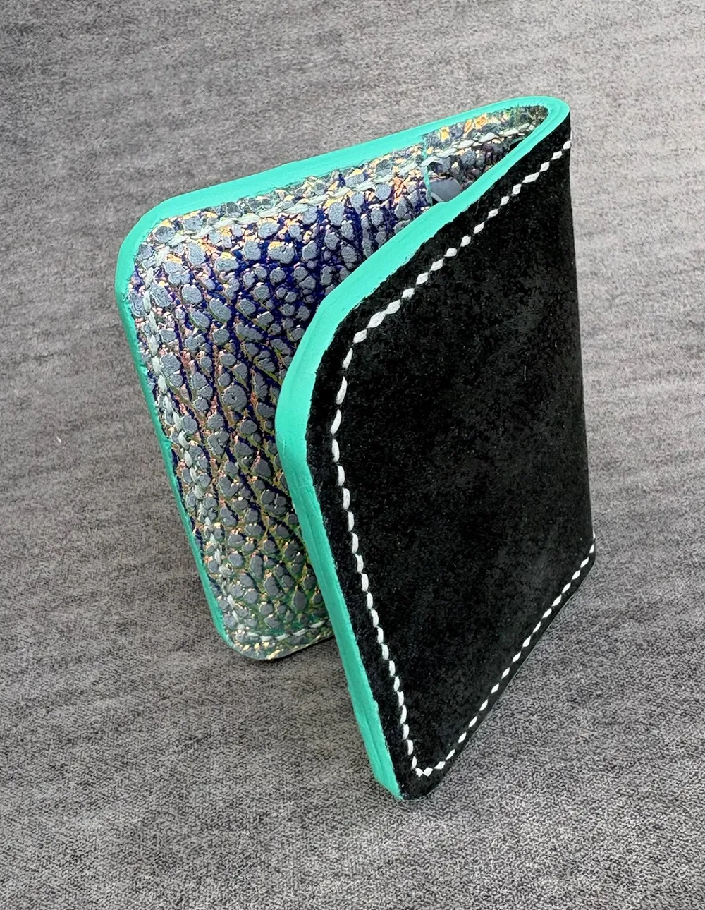 Black with Iridescent Lining, photo 7 of 7