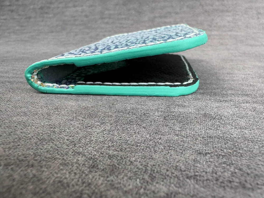 Iridescent with Black Pockets, photo 4 of 9