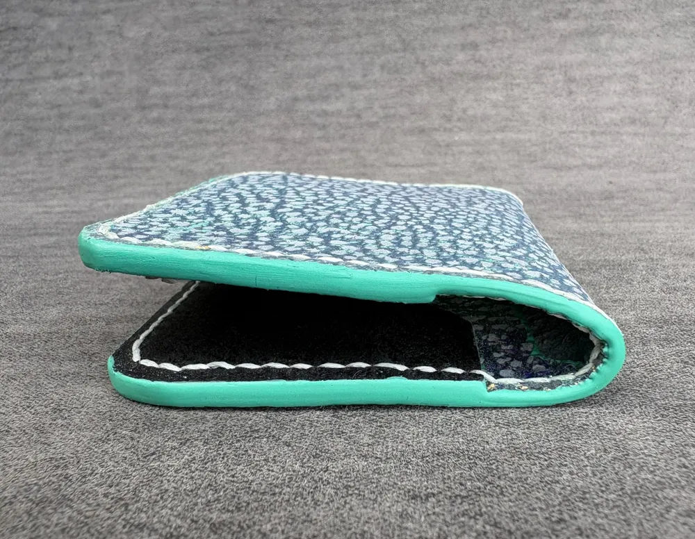 Iridescent with Black Pockets, photo 6 of 9