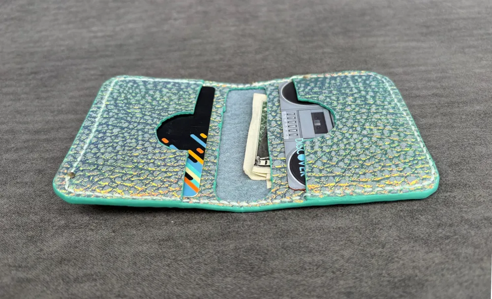 Fully Iridescent, photo 5 of 5